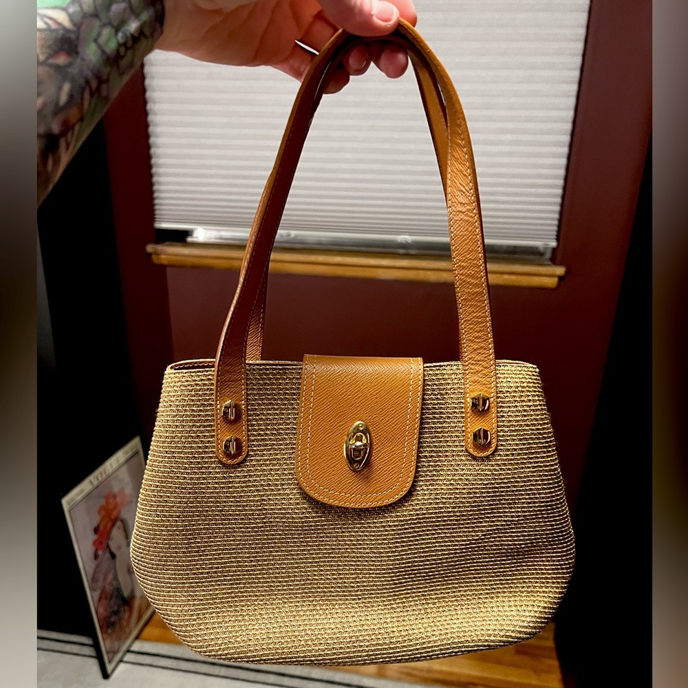 Excellent Condition Eric Javits New York Purse — Large Pockets & Compact Mirror!